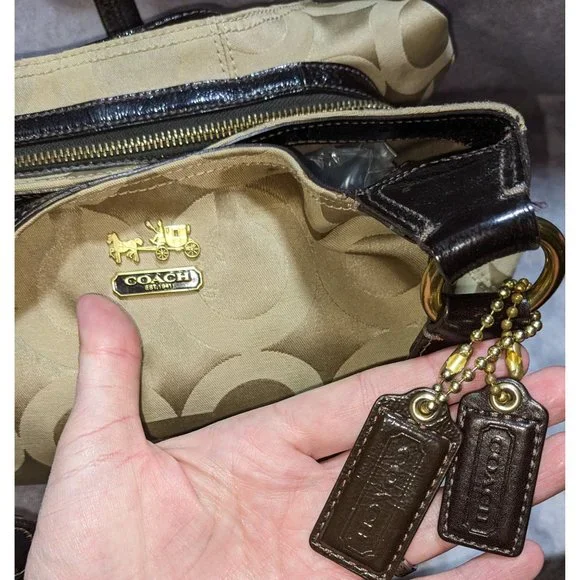 Coach Beige Handbag - Picture 2 of 11